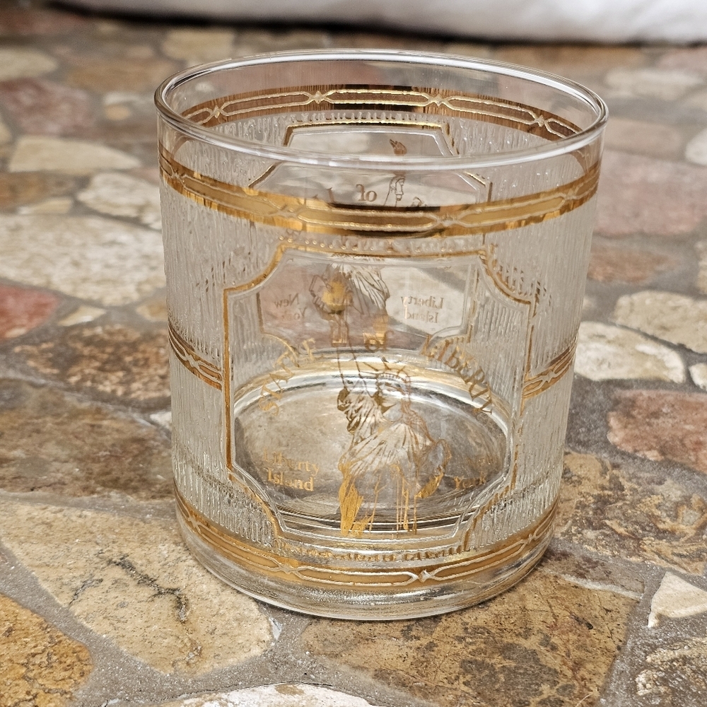 Vintage Culver Statue of Liberty 22k Gold Textured Whiskey/Rocks Glass